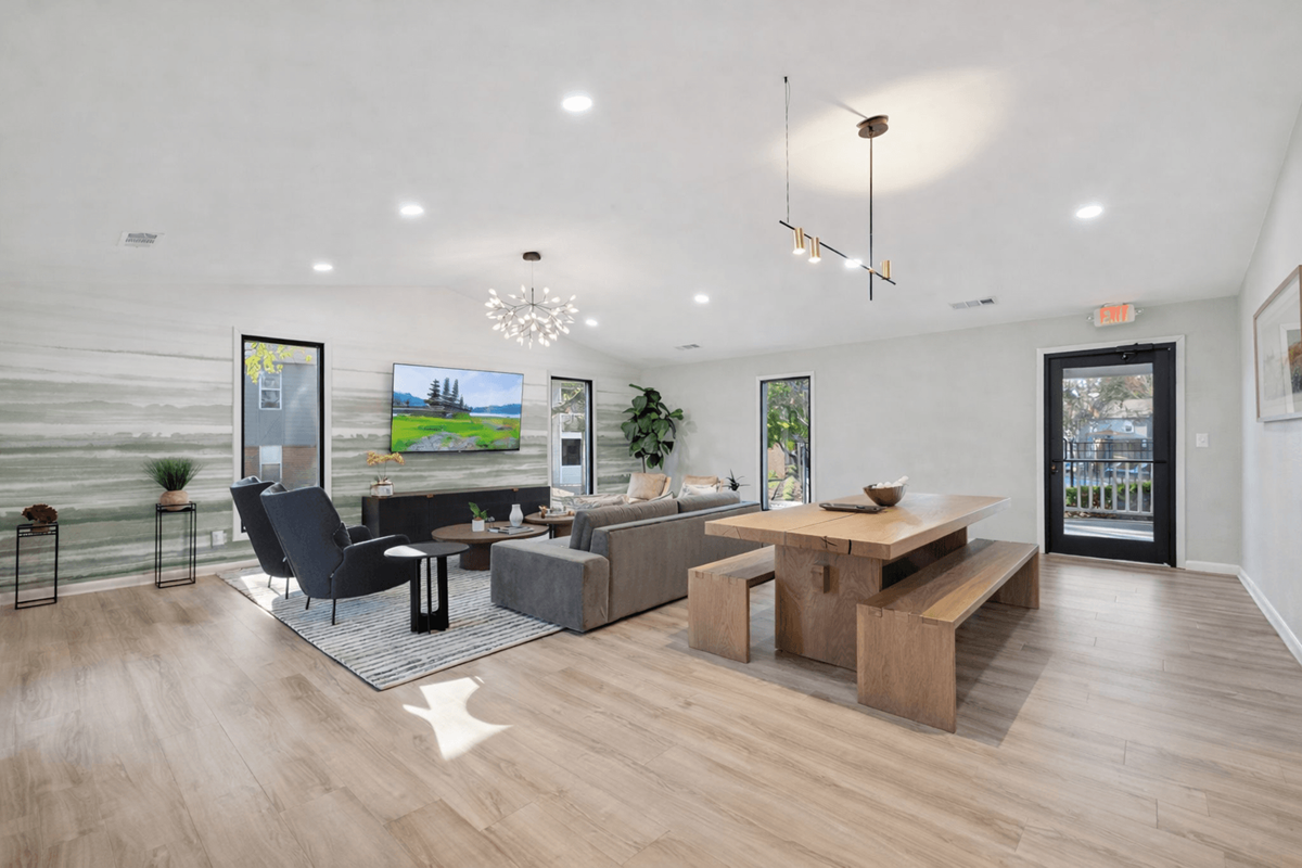 Holbrook Apartments